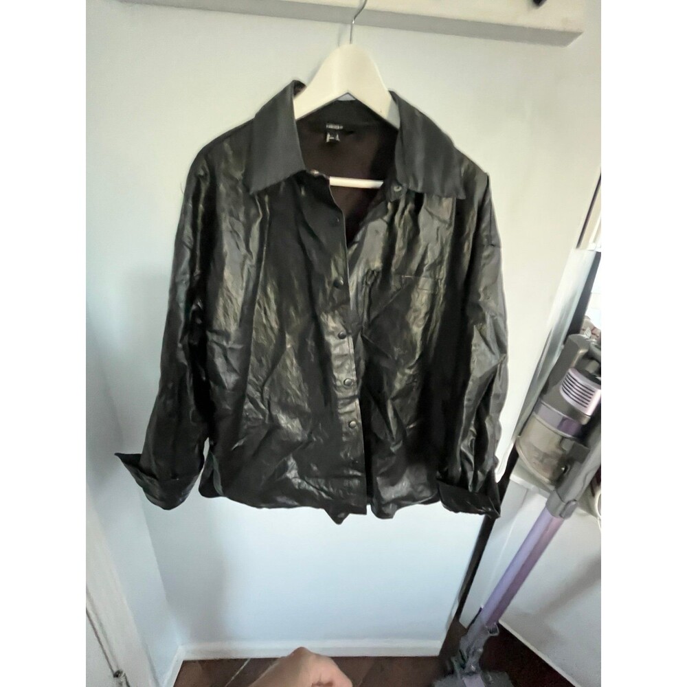 Women’s Black pleather jacket